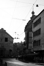 Львов. улицы и провода / улочка старенького Львіва