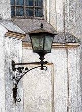 Сквозь века / Старый фонарь мог бы рассказать о многом.Это в Минске.