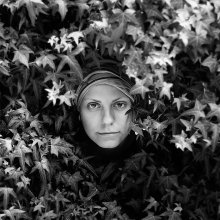 Портрет с листьями / Крым 2009
Никитский ботанический сад