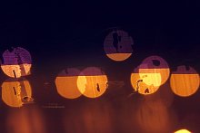 [Многолуние. Орбита 2} / Промокшие глаза, невинные ботинки и кофейные ночи...