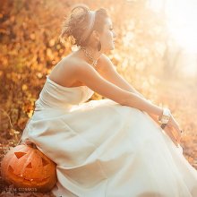 halloween wedding / . . .