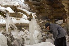 Поклон святой воде... / Гремячий ключ