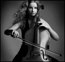 cello / Саша Андриянова
студия
