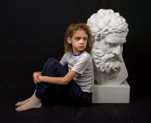 девочка и Геракл / в поисках гармонии