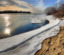 освободившись от оков / Нижегородская область, Борский район, р. Волга