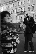 Иванова / Портрет молодой девушки у Дворцовой площади