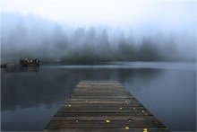 Talking with Nature: Dialogue / Mummelsee. Schwarzwald (Germany)
Озеро расположенное на высоте 1.036 метров. Название порисходит от старинного немецкого слова &quot;die Mumme&quot; - нимфа. Озеро с древности окутано мистическим ореолом и до сих пор поговаривают, что оно наполнено нимфами и русалками.