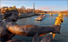 Вид смоста / вид с   моста им. Александра 3,открыт в 1900г.  Париж