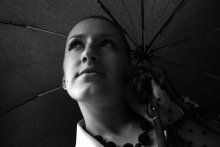 Девушка с зонтиком / Портрет из винтажной серии