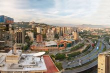 Каракас / вид на Каракас с высоты 21 этажа..