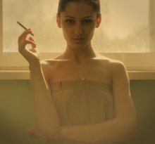 С сигаретой / портрет
Оксана Васильева
