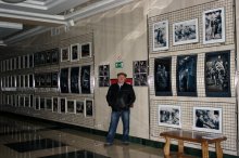 Николай Никитин под сенью Грюнвальда / командировочка занесла на день в чудесную Речицу, где за вечер удалось плотно познакомиться с Николаем Никитиным и посмотреть текущую художественную жизнь города - "Грюнвальд-600" и сам ДК "Нефтяник" и небольшую экспозицию Исачёва в Арт-галерее.