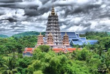 Храм / Тайланд парк приХРАМывая
