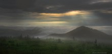 Страна по имени Сихоте Алинь. Рассветная / Сихоте Алинь - основная горная система в Приморье.
Условия экстремальные - горы,дождь и туман, температура +26, 
влажность более 100 процентов.