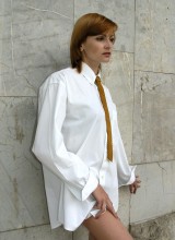 fab 09 / karolina in meinem hemd