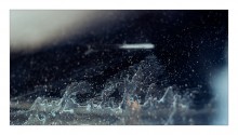 В ночь перед рождеством... / Ночь - кошка, мягко прыгнет на окно,
Лакая этот уходящий мерзлый вечер.
Надышит кружево - узоры на стекло...