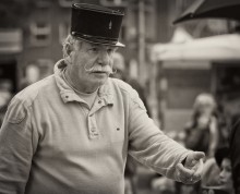 Торговец / Блошиный рынок.