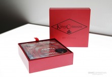 боксет &quot;малинового короля&quot; / Боксет &quot;King Crimson. Six Albums&quot;. 
Дизайн коробки и фотоснимок - авторские.
Изготовление коробки - Сергей Коробов.