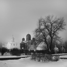 Святое место в чёрно-белом обличии... / Церковь на улице П. Глебки.
