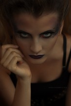 ... из серии "1000 Вольт" / photo: Boris Bushmin
models: Anna Tuchina
make-up: Lina Sokolova
hair: Ekaterina Divnogorskaya
assistant: Rostislav Rosickiy