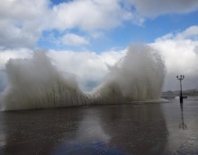 в бухте волны / дайте совет по фото