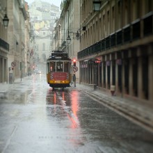 in Lisbon rain. / *****