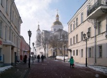 В марте на Успенской / В Витебске 5 марта. Средь бела дня неожиданно пошёл снег.