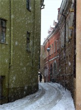 Снегопад в старом городе / Старые улочки Вильнюса