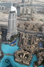 Дубай-бар / Дубай-бар, развлекательный центр. Обзор с самой высокой в мире башни-Халиф. 125эт- высота башни около километра.