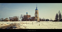 Дорога к Храму. / Деревня Ильинское Тверской области.Апрель.