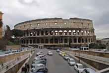 Современная геометрия древнего Рима / Вот так живет сейчас Рим