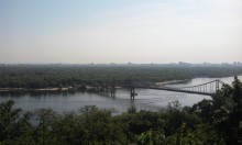 Киев... / Подвесной мост...