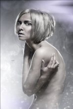 &nbsp; / Модель - Виктория Дога
Волосы - Марина Позняк
Визаж, фото, ретушь - Мария Марачева