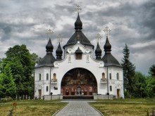 Георгиевская церковь-мавзолей / с.Пляшева, Украина
