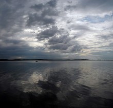 Спокойствие / спокойный вечер на Минском море...
...панорама 6 кадров.