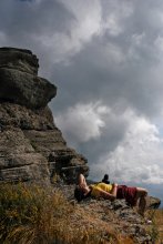в облаках / долина Привидений после грозы