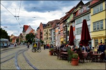 Color street / uliza v Erfurte
http://www.youtube.com/watch?v=KELpCmqgErk&amp;feature=related