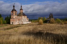 Пермогорье / Ансамбль церквей Георгия Победоносца и Воскресения Христова (год постройки между 1665 и 1752 гг)