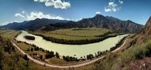 Улыбка Катуни / Горный Алтай, вид с безымянной горы на Катунь и Чемальский тракт.
Панорама из 8 вертикальных кадров