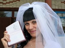 Штамп в паспорте / Свадебное фото в селе.