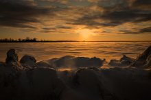 ...blowing dusk away / ..., позёмка в сумраке