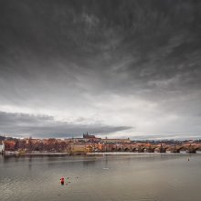 Praha / Для просмотра нажмите F11:)
Вид на Карлов Мост и Пражский град .