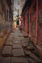 Улочка старого города / Улочка маленького городка в Индии