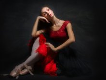 Olga in red / ****************