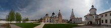 Внутренний двор Старицкого монастыря. Часть 1 / Склейка из 23 фото