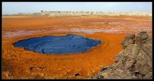 Черное Озеро Далола. / Настоящее кислотное Озеро,
расположено на северо-востоке Эфиопии в низменности Данакили. Цвет почвы- железистые минералы.

простая тревел-карточка...
всем приятного просмотра!