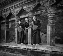 монахи / непал г.Катманду