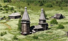 Церковь Варвары Великомученицы / С борта самолета, построена в 1650 году в деревне Яндомозеро, в настоящее время полностью разграблена...
