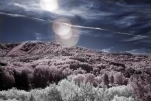 another world / IR foto