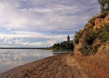 Ласточкин берег / На Волге.